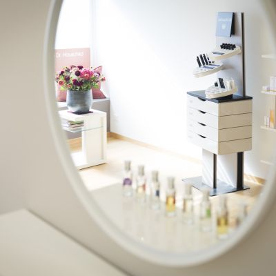 Schminksteller Hauschka